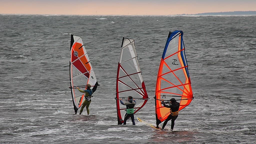 Windsurfing